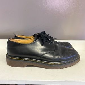 Dr. Martens Oxfords/Loafers